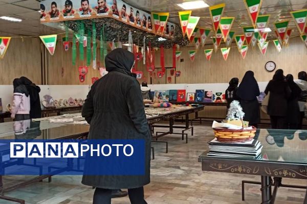 چهل و چهارمین جشنواره فرهنگی هنری فردا به مناسبت هفته ماها در ناحیه دو شهرری 