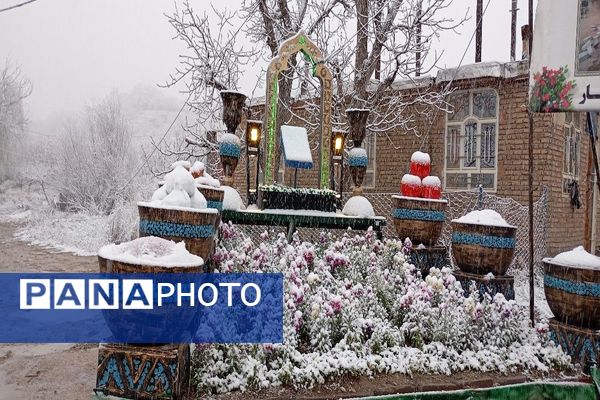 بارش باران و برف الهی در نوروز ۱۴۰۴ در شهر زیبای بار 