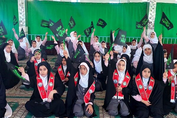 فیروزکوه در سوگ؛ دانش‌آموزان داغ‌دار بانوی دو عالم شدند