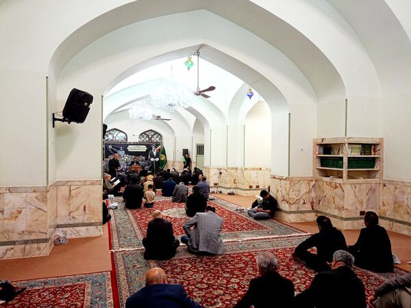 قرائت دعای کمیل در کاشمر