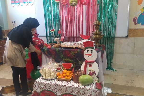 از انار تا لبخند؛ یلدای دانش‌آموزی