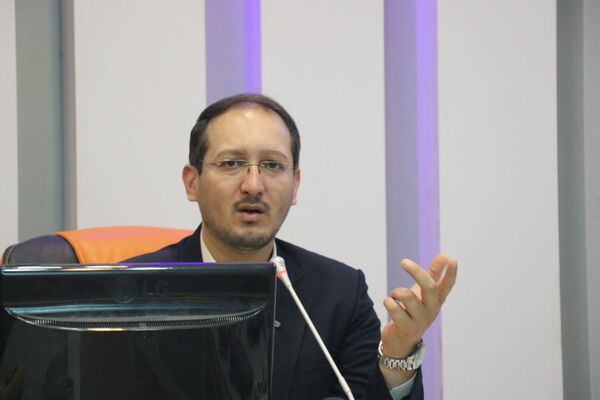 نشست خبری اتاق کنترل وضعیت ستاد انتخابات مشهد 