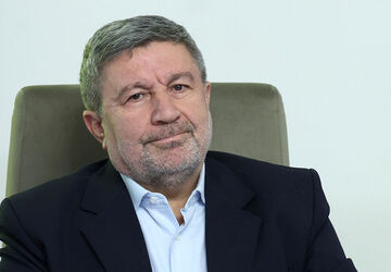 مسئولیت مشخص است: پاسداری از ایران، تامین آرامش مردم و گشودن راهی مطمئن به سوی آینده