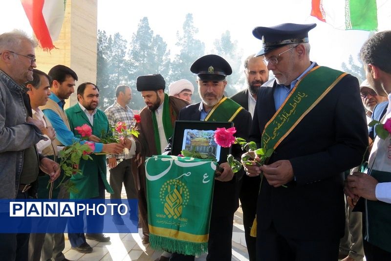 استقبال از خادمان حرم حضرت فاطمه معصومه (س) در شهر درق