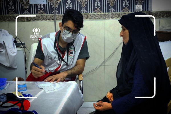 ارائه خدمات درمانی و بهداشتی رایگان به ۱۸۵ نفر در دهستان قروچای توسط کاروان سلامت هلال‌احمر