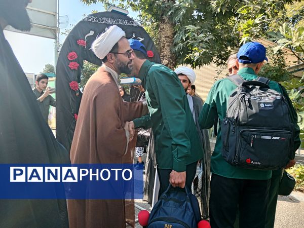 اعزام دانش‌آموزان گروه سرود سفینة النجاة نیشابور به پیاده‌روی اربعین حسینی 