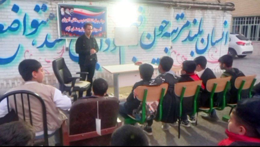 برپایی موکب رفع اشکال درسی در ایام طلایی اردیبهشت 