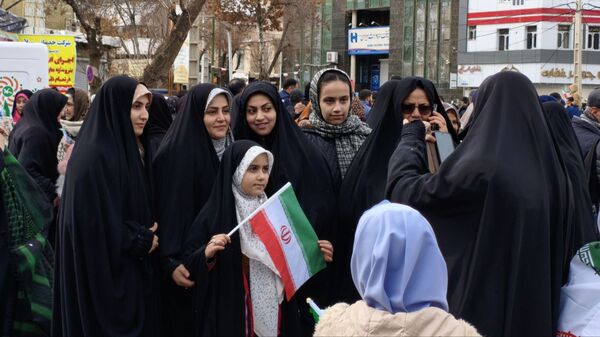 قروه؛ صحنه‌ تجلی وحدت و شور انقلابی  