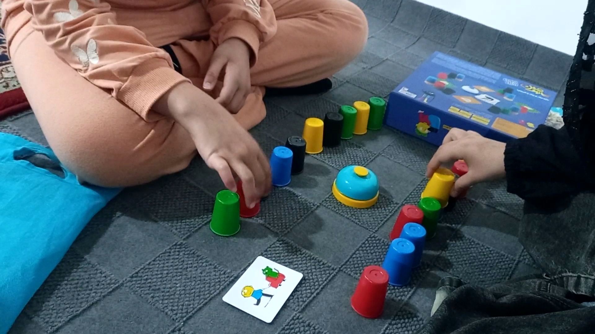  حضور دانش آموزان وکودکان در مجموعه فرهنگی آدینه شهر بار