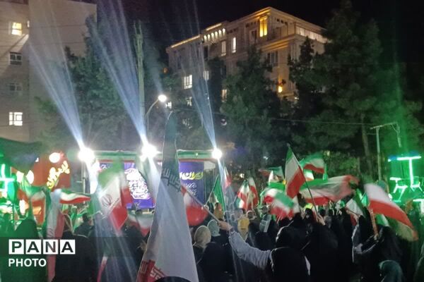 ستون این انقلاب، ایستادگی مردم در ۸۰ شب کف میدان 