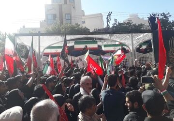 باید برخاست؛ عزمی که از بزنگان تا حرم رضوی یک‌صدا شد