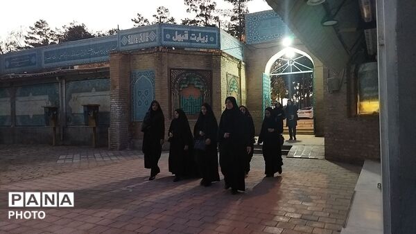 بازدیدمعاونان  پرورشی نیشابور  از امامزاده محروق و ابراهیم 