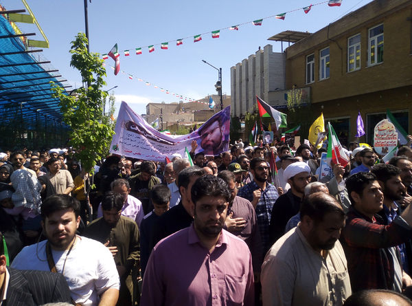 راهپیمایی روز قدس همراه با تشییع پیکر شهید صداقت در قم