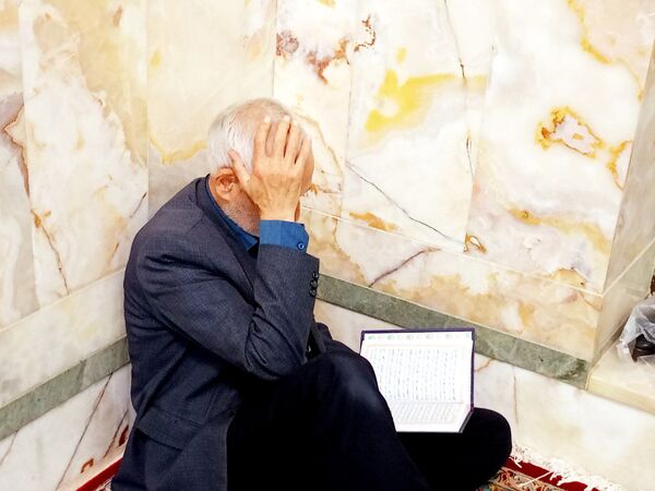 قرائت دعای کمیل در کاشمر