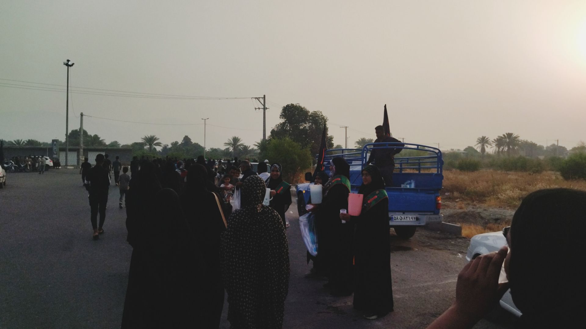 جاماندگان اربعین در مسیر شاه قطب‌الدین حیدر شهرستان رودان