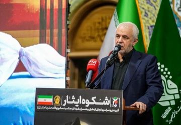 ۲۰ هزار مادر و همسر شهید در سراسر کشور تجلیل شدند