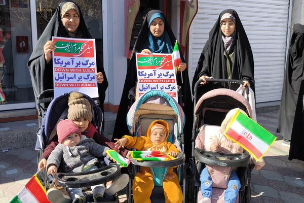 راهپیمایی ۲۲ بهمن در چهل و ششمین سالگرد پیروزی شکوهمند انقلاب اسلامی در شهرستان آباده