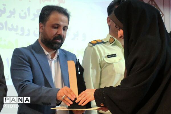 تجلیل از پژوهشگران برتر و برگزیدگان رویداد «الفتا»ی کبودراهنگ 