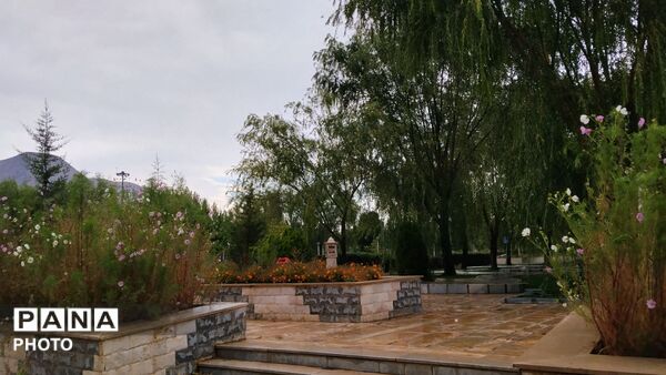 نخستین بارش باران پاییزی در شهر زیبای مهاجران 