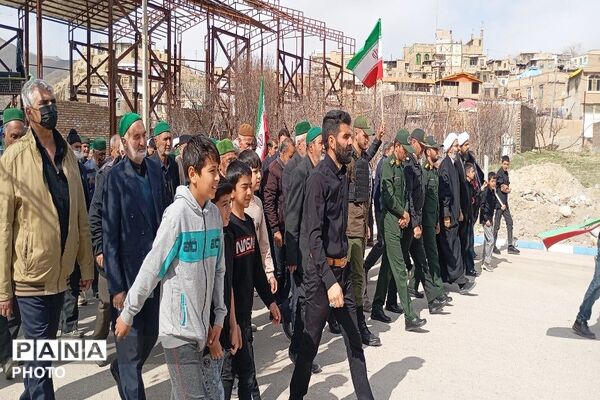 حضور گرم دانش آموزان و کودکان در اجتماع خودجوش شهر بار