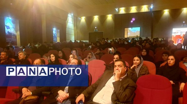 برگزاری دومین همایش علمی انجمن‌های علمی پژوهش‌سرای دکتر قریب شهرستان پردیس