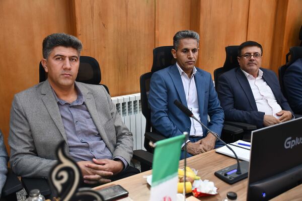 نشست تخصصی راهبران آموزشی و تربیتی مدارس عشایری 