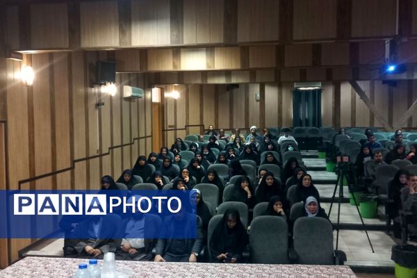 توانمندسازی مربیان در پرتو نفحات تربیتی