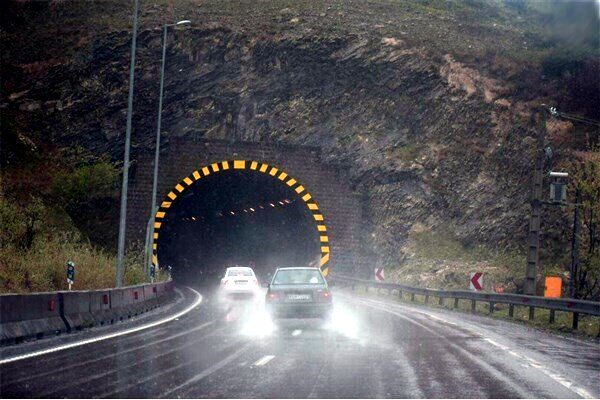 بارندگی در محورهای ۶ استان