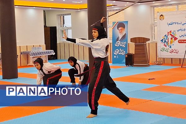 ایجاد انگیزه در دانش‌آموزان ورزشکار با سالن ورزشی مناسب