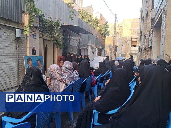 طرح تکریم خانواده شهدا با عنوان آبروی محله