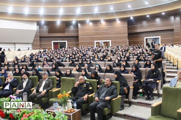 مراسم بزرگداشت مقام معلم در پردیس