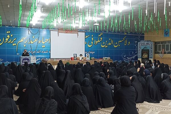 دومین سفر راهیان نور ۱۲۴ دختر متوسطه شهریاری