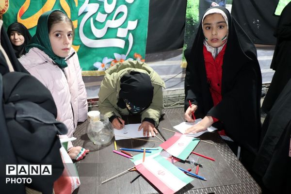 فریاد استکبارستیزی در شبِ جمهوری اسلامی 