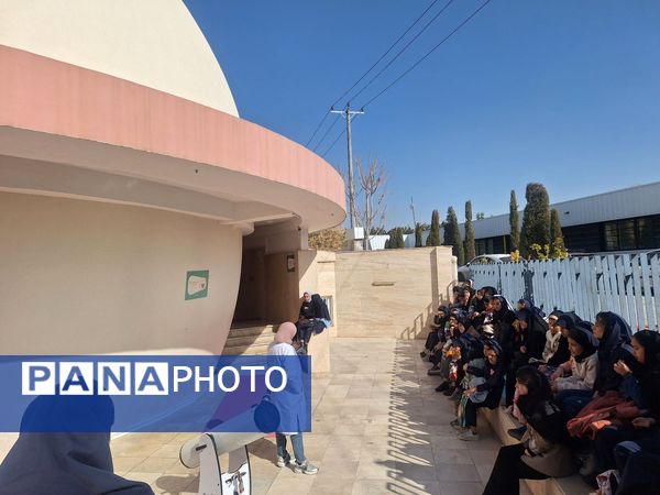 سفر کهکشانی و جشن علم، هیجان و کشف در اردوی علمی فردوسی مشهد