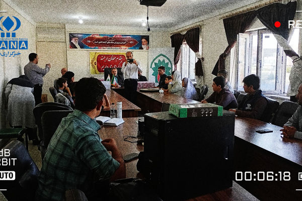 تجلیل از خبرنگاران و خادمان موکب باب الحوائج دهگلان