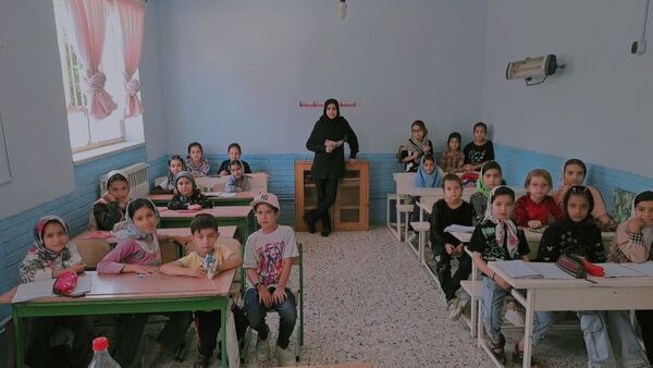 برگزاری اردوی جهادی در روستای قوچ پلنگ شهرستان کاشمر 