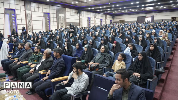 اختتامیه نمایشگاه های مدرسه انقلاب