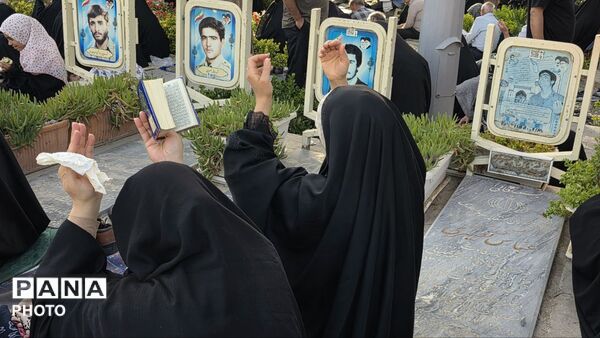 اصفهان غروب عرفه را با عطر دعا نفس کشید