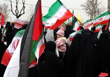 حضور پرشور مردم مقاوم کرج در راهپیمایی علیه رژیم کودک‌کوش اسرائیل