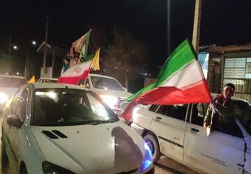 رژهٔ خودرویی در شهر بار نیشابور 