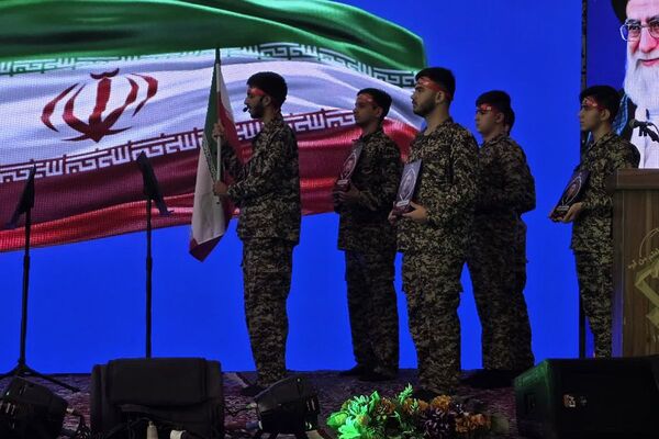 برگزاری یادواره سه هزار ستاره، ۳۰۰۰ چراغ راه به مناسبت هفته دفاع مقدس در شهرستان قرچک
