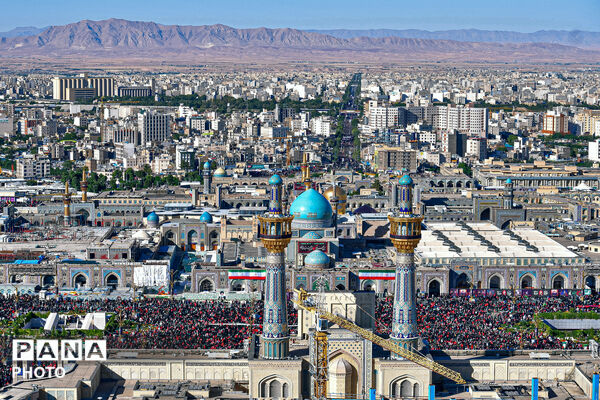 تشییع پیکر رهبر شهید انقلاب در مشهد مقدس-۱
