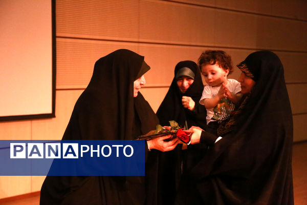 جشن بزرگ دختران آفتاب آستان قدس رضوی در تبریز