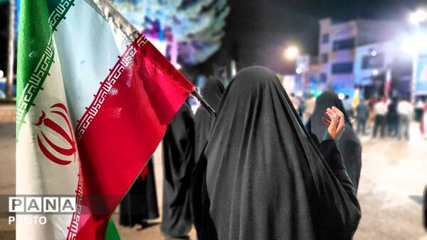 نود و دومین قاب از شبی که در حافظه‌ها می‌ماند