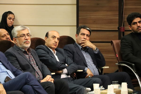  جلسه شورای توسعه و برنامه‌ریزی استان کردستان با حضور وزیر راه و شهرسازی 