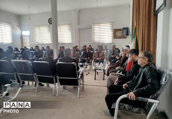 محفل شعر امین؛ ادای احترام به رهبر شهید و زنده نگه داشتن سنت گردهمایی شاعران