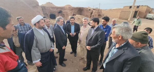 نماینده مجلس مهمان روستاییان جلگه رخ شد 