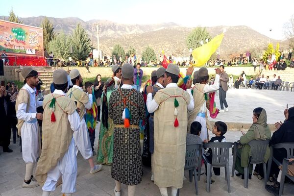 جشن نوروزگاه در پارک ساحلی یاسوج 