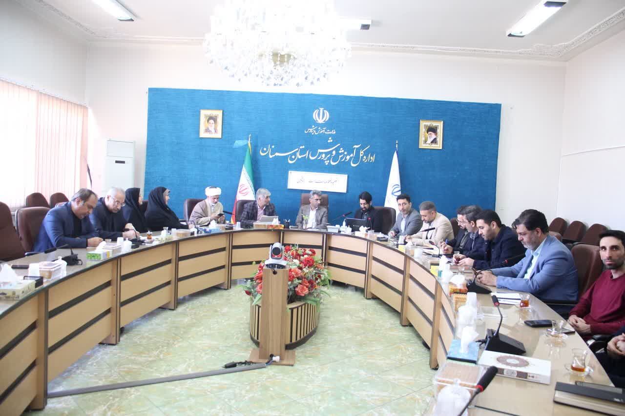 سفر یک روزه معاون فعالیت‌های سازمان دانش‌آموزی کشور به سمنان