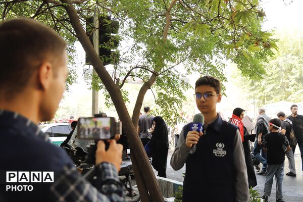 طنین «یا حسین» در مسیر دلدادگی؛ حضور پرشور جاماندگان اربعین در تهران